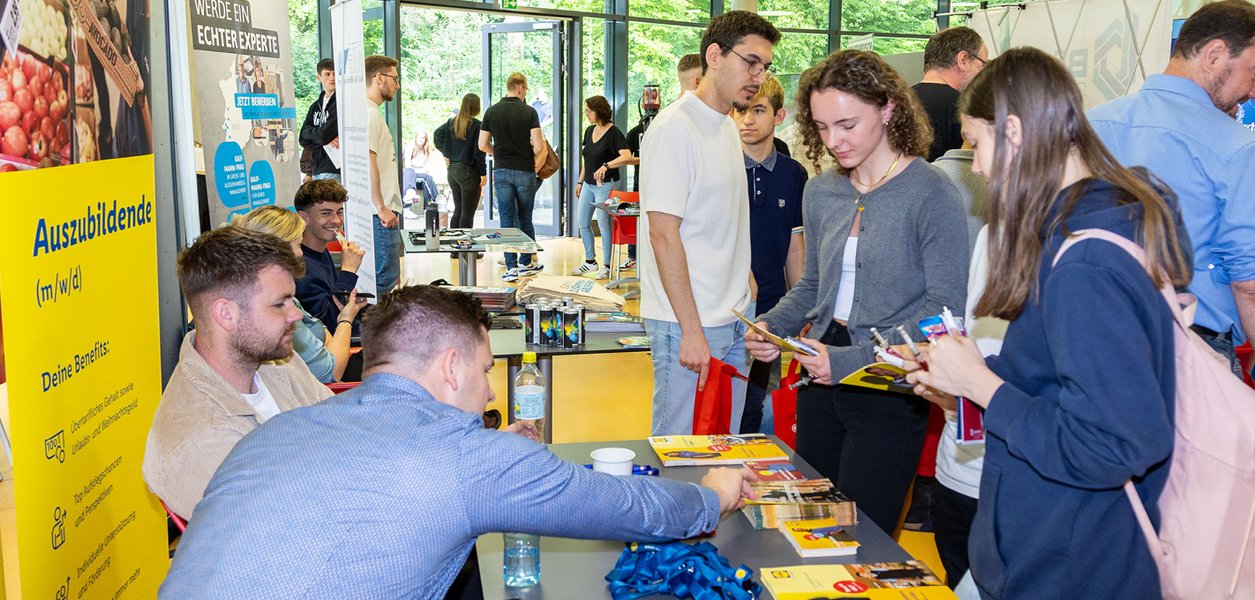 Ausbildung? Duales Studium?Hol‘ Dir Deine Infos!